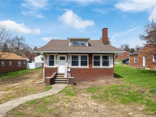 2511 Tuscarawas St E, Canton, OH 44707