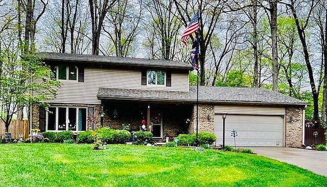 1st image of 46 Shorewood Dr S