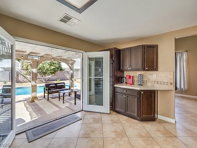 1918 Pintura Cir — Photo 6