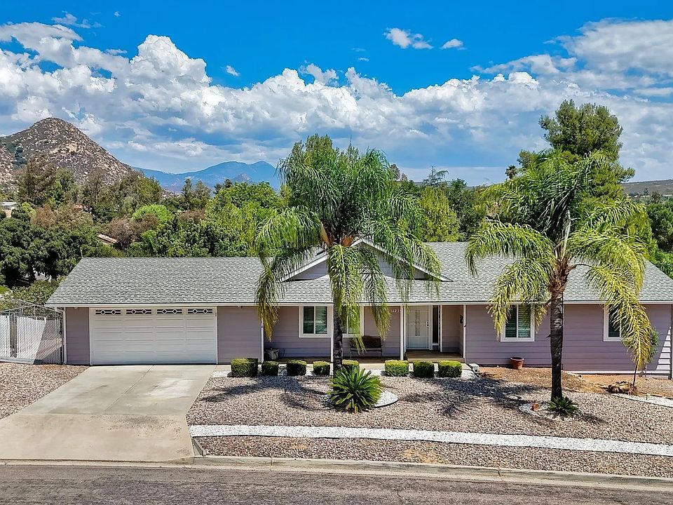 1st image of 16239 Daza Dr