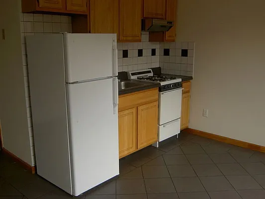 Rented by Ready Group | media 28