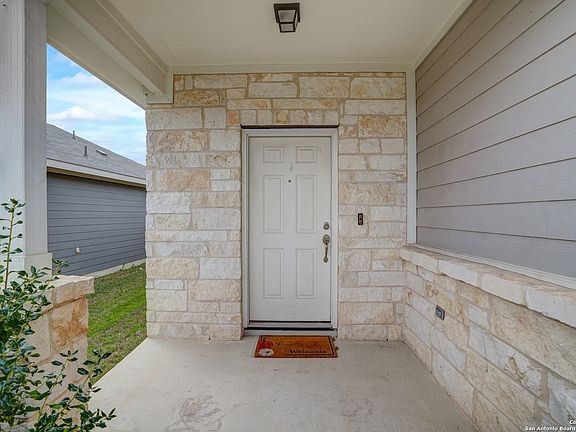 3rd image of 7723 CHATHAM PL