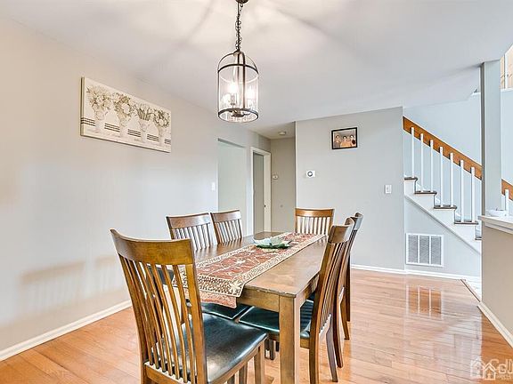 4th image of 23 Briarwood Ct