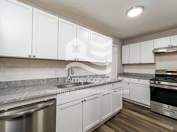 1549431_005_wm_-_kitchen_13218293.jpg