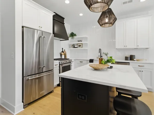 824B Watts Ln Lot 10, Nashville, TN 37209