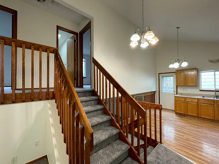 1331 W 132nd Pl — Photo 17