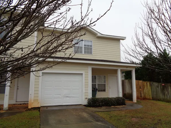 17 Courtyard Way, Enterprise, AL 36330