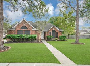 14711 Redwood Bend Trl, Houston, TX 77062