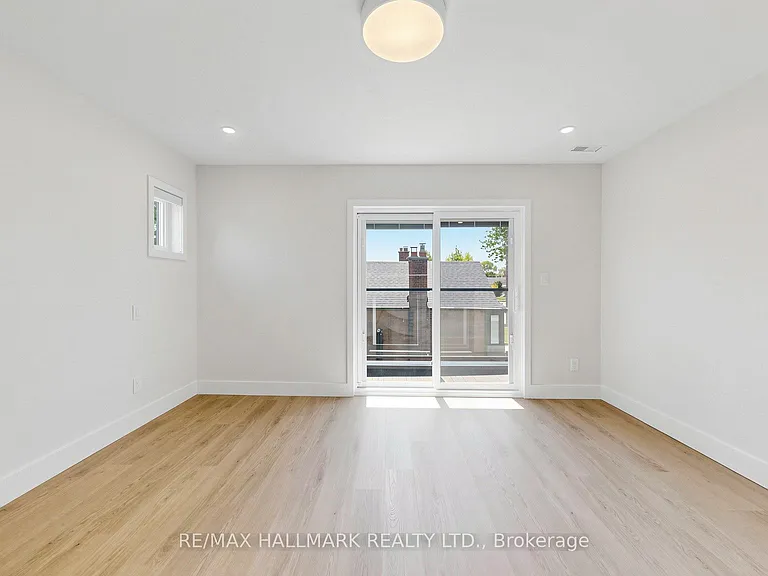 367 Woodmount Ave #2 — Photo 28