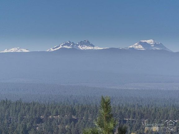 3rd image of 2972 NW Horizon Dr