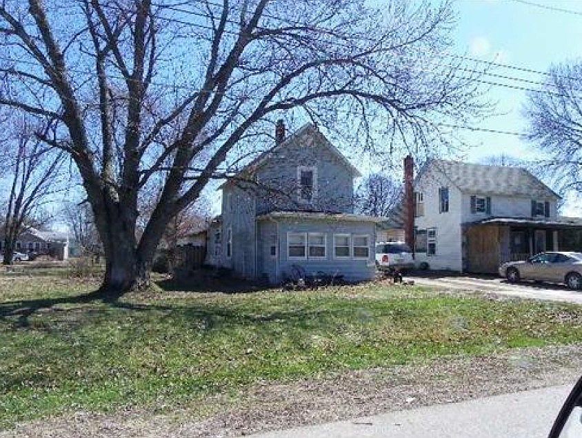 2nd image of 273 N West St
