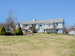 54 Damren Rd, Derry, NH 03038