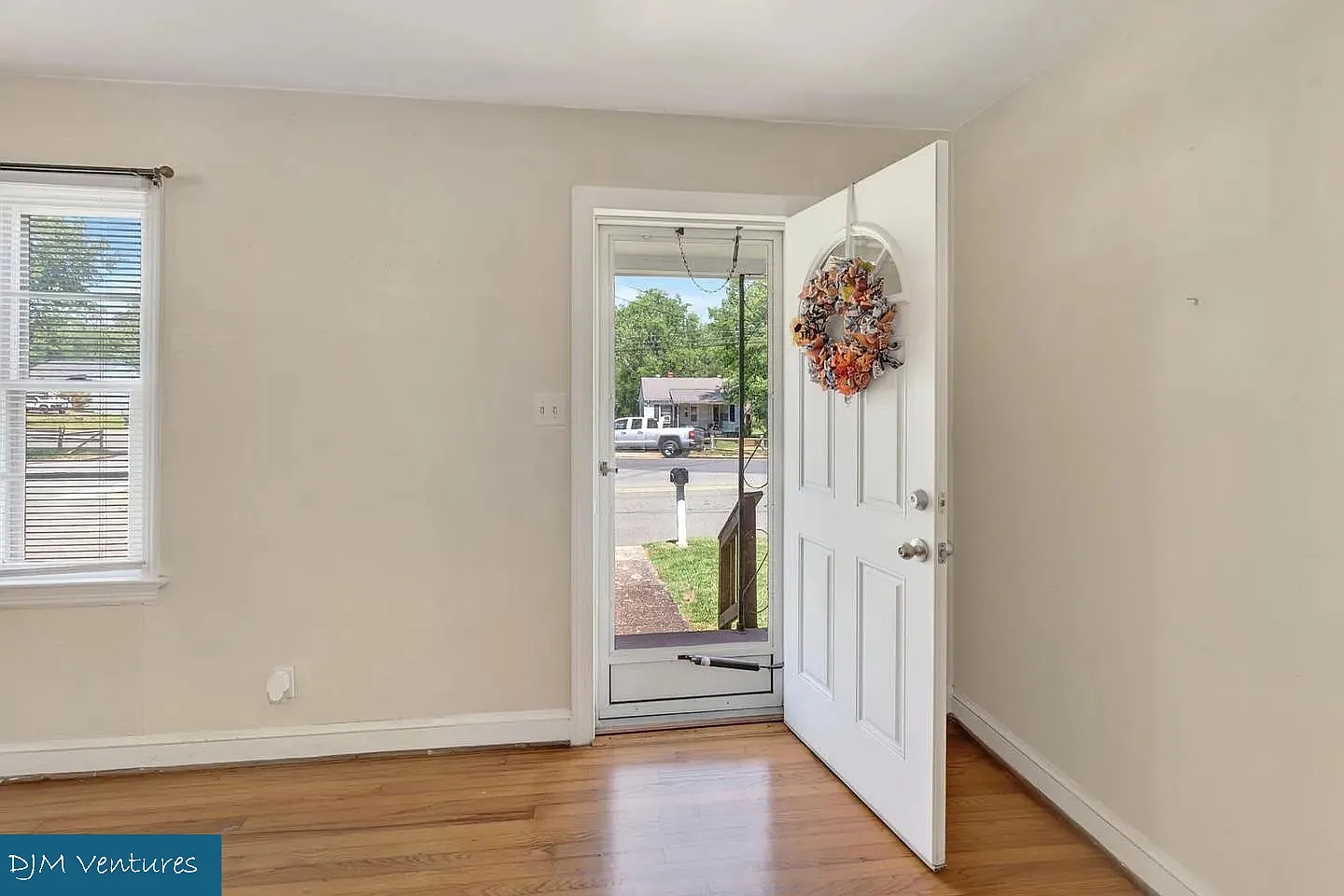 2 bed, 888 sqft, $1,650 — Photo 4