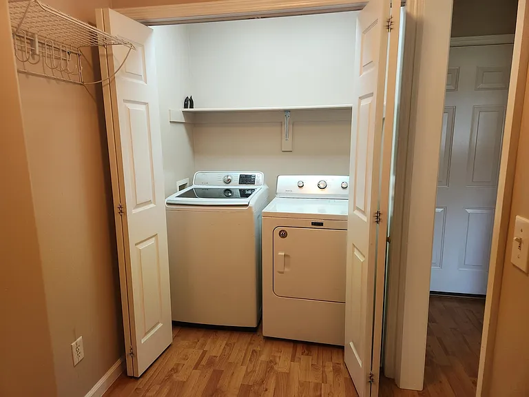 1005 Cardinal Dr #A — Photo 7