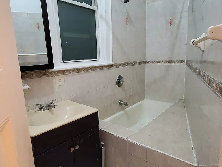 2481 Elm Pl #2 — Photo 7
