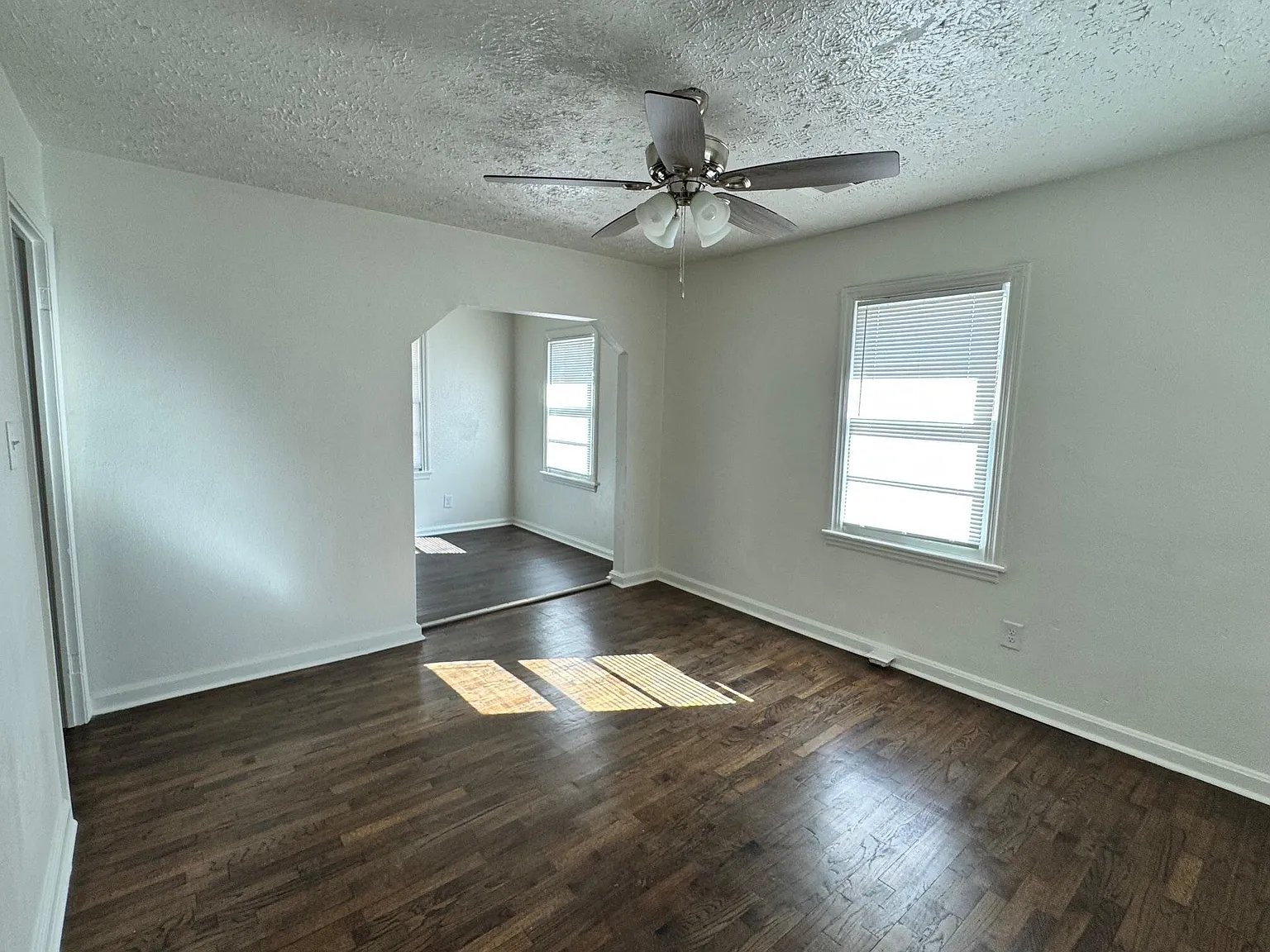 1480 Brewer Ave — Photo 3