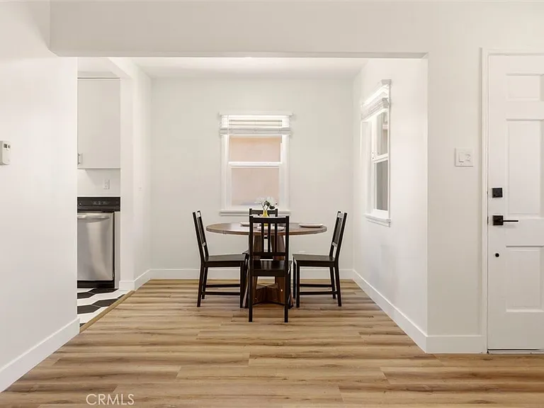 2151 Euclid Ave — Photo 7