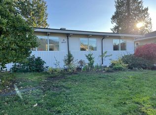 4053 Sunnycrest Dr, North Vancouver, BC V7R 3E3