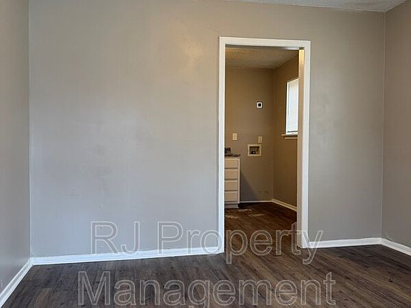 2nd image of 2365 Dexter Ave