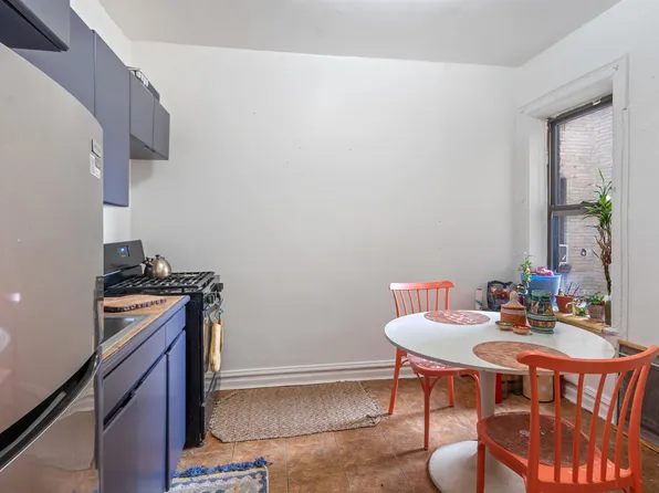 270 Harrison Avenue image 9 of 24