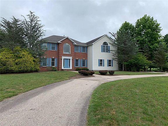 4th image of 20 Juniper Dr