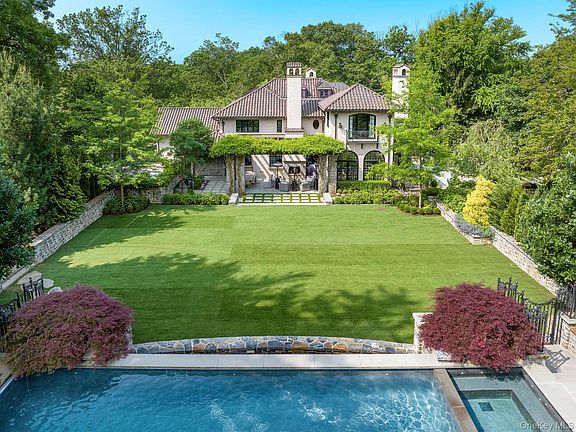 2nd image of 47 Masterton Road