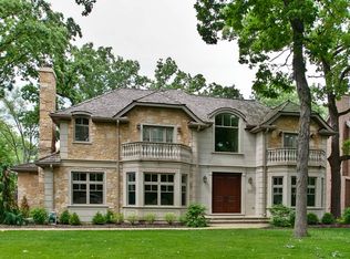 1042 Pleasant Ln, Glenview, IL 60025