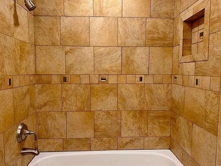 10001 NE 12th St #116 — Photo 18