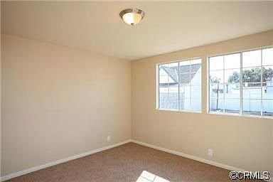 3rd image of 2422 W 76th St