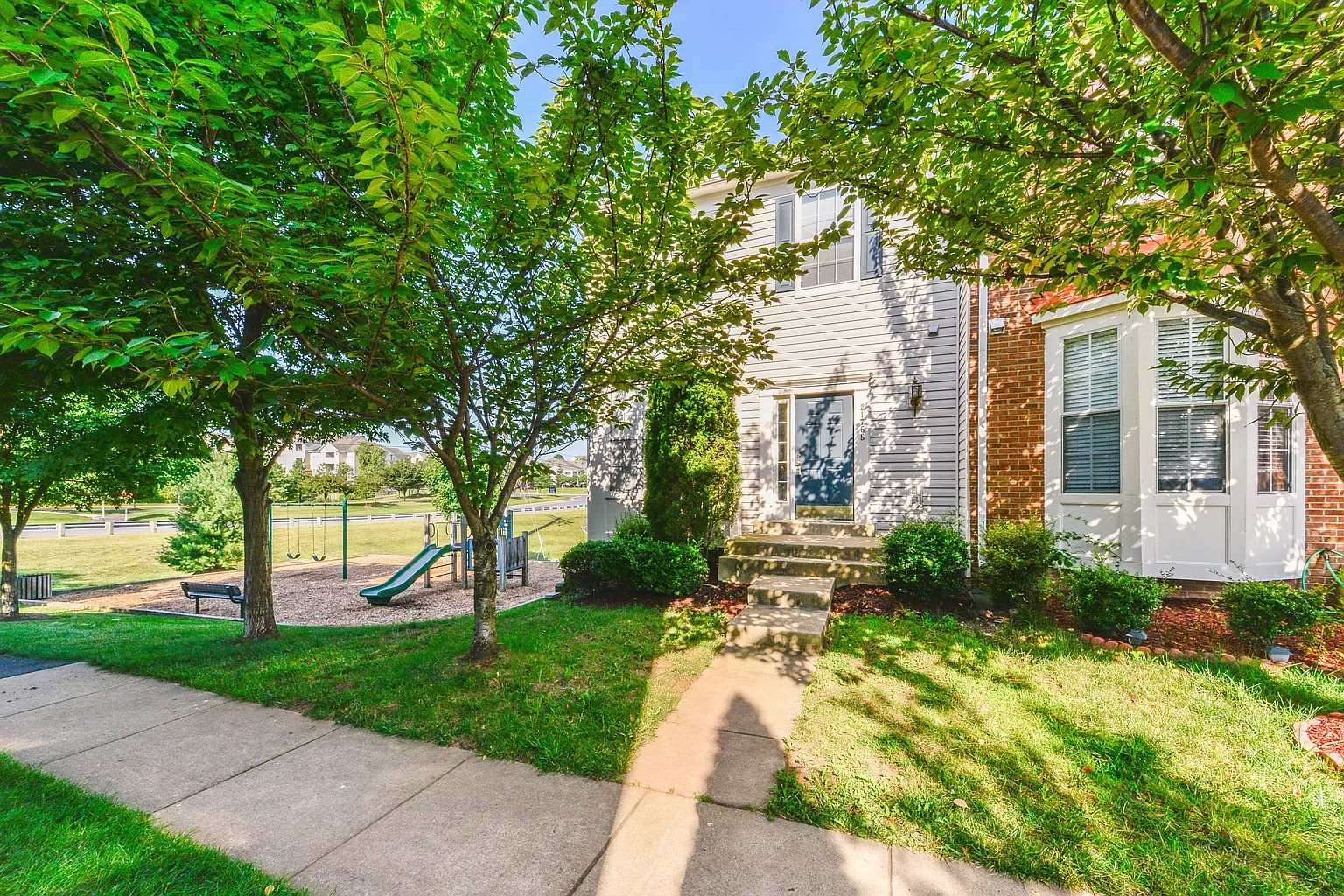 21758 Kings Crossing Ter photo 1