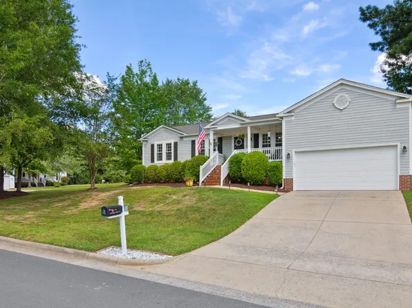 1201 Canterbury Brook Ln, Apex, NC 27502