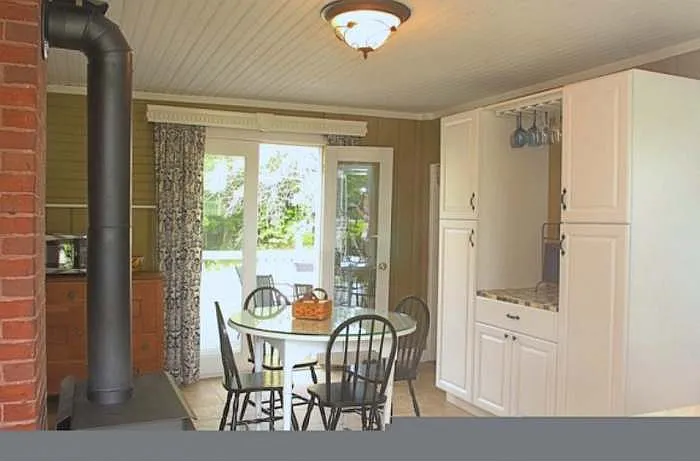 530 Wilton Rd — Photo 4