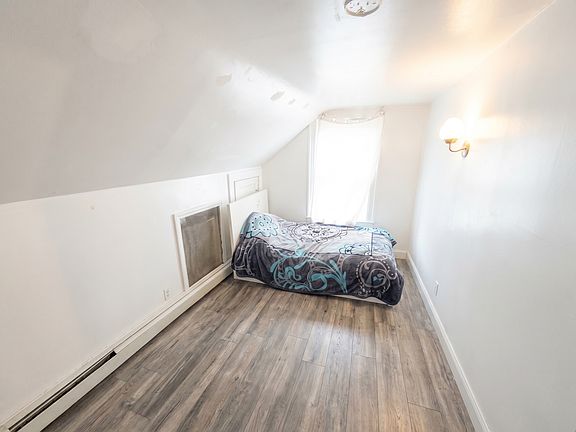 3rd image of 173-175 Coleman St #3