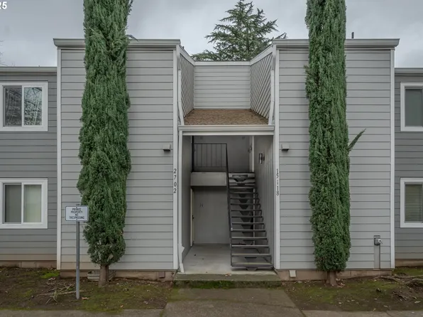 2702 SE 138th Ave APT 15, Portland, OR 97236