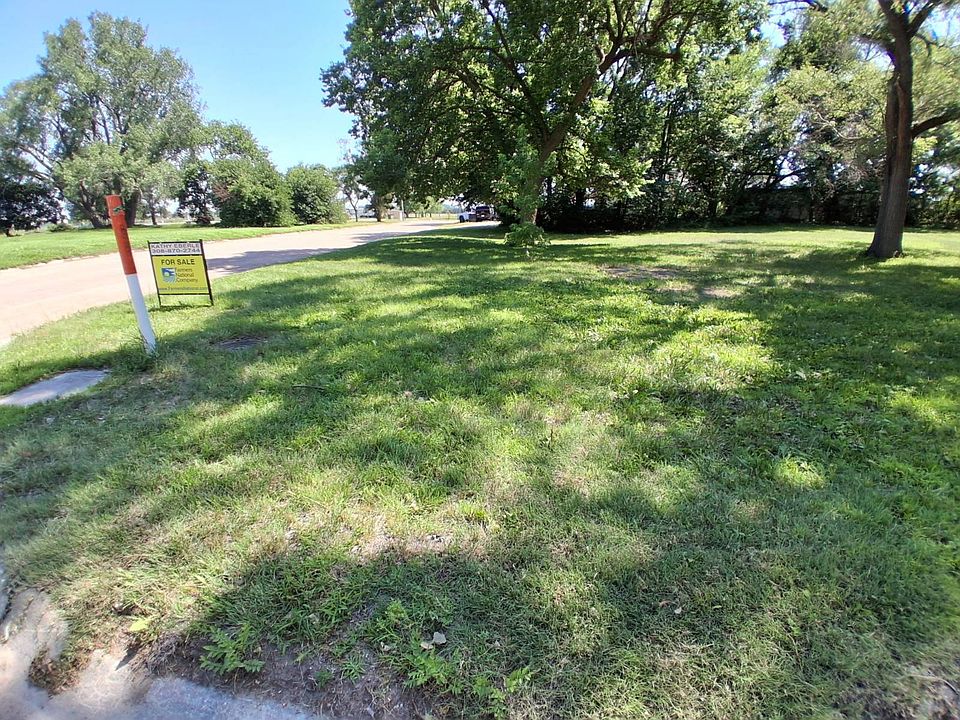 1st image of N 4th St