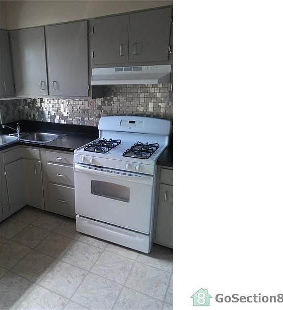 1st image of 3311 Brighton St