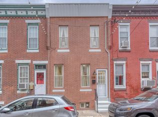 118 Mercy St, Philadelphia, PA 19148