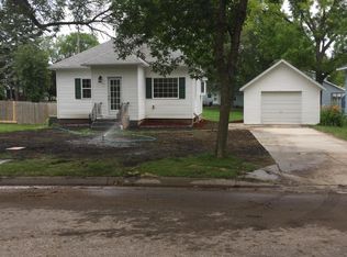 217 7th Ave, Elbow Lake, MN 56531
