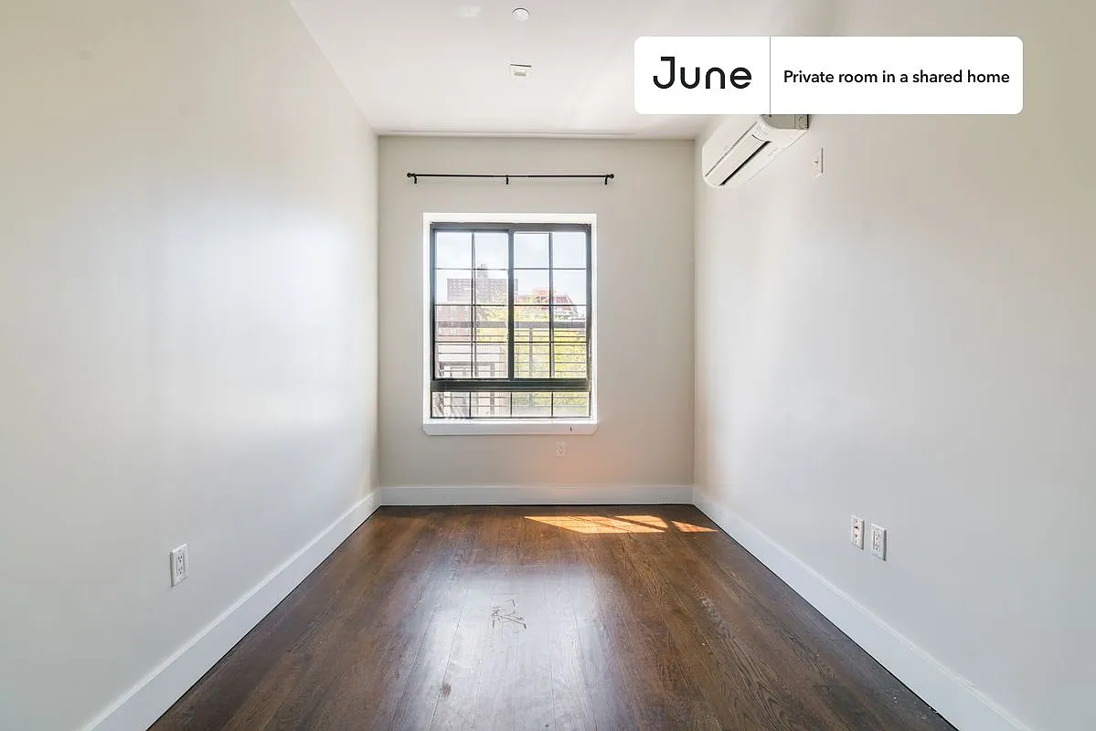 Full bedroom in 4 bed/2 bath home in Bedford-Stuyvesant #1241 A — Photo 2