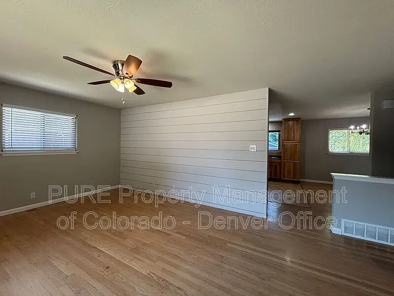 2255 S Clermont St — Photo 5