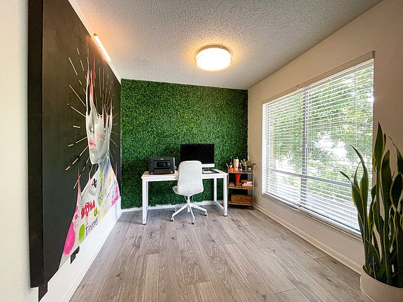 5th image of 10415 Carrollbrook Cir APT 207