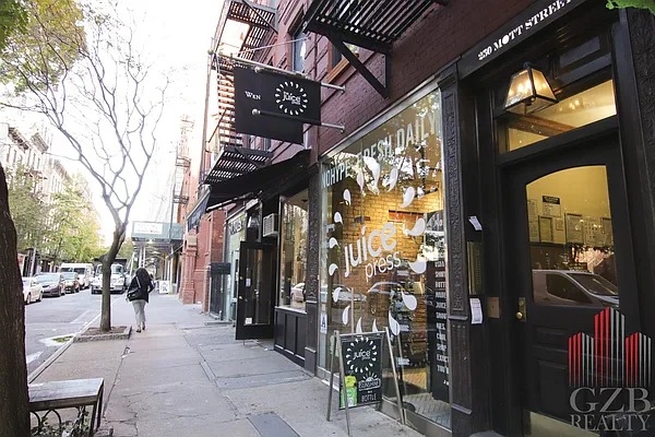 Rented by Avenues Real Estate | media 22