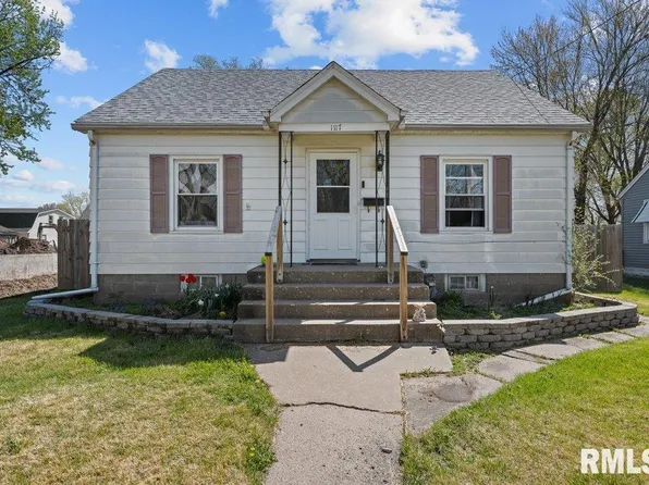 1117 S Ohio Ave, Davenport, IA 52802