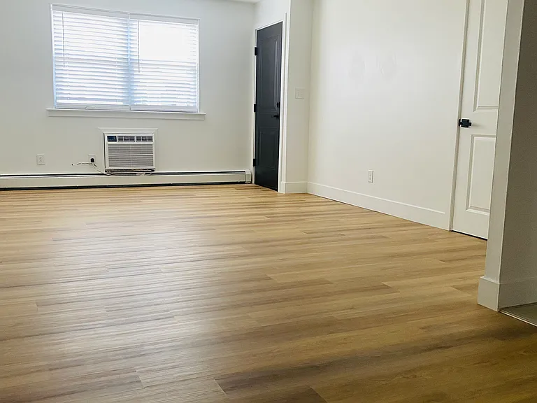 5717 Tulip St #1 — Photo 9