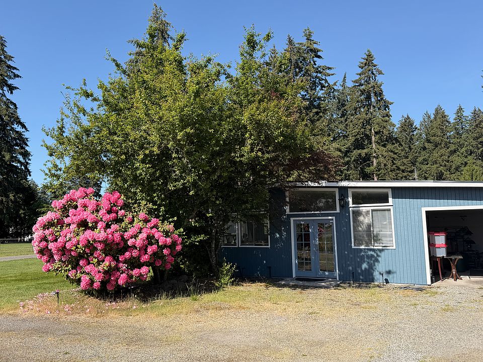 1st image of 20523 42nd Ave E