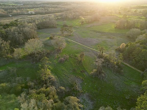 4th image of 2724 County Road 2276