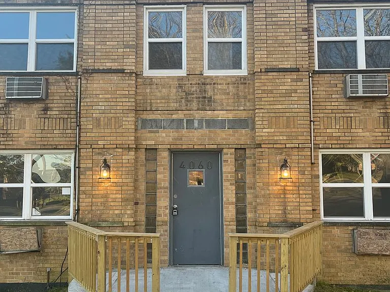 4060 Reading Rd — Photo 2