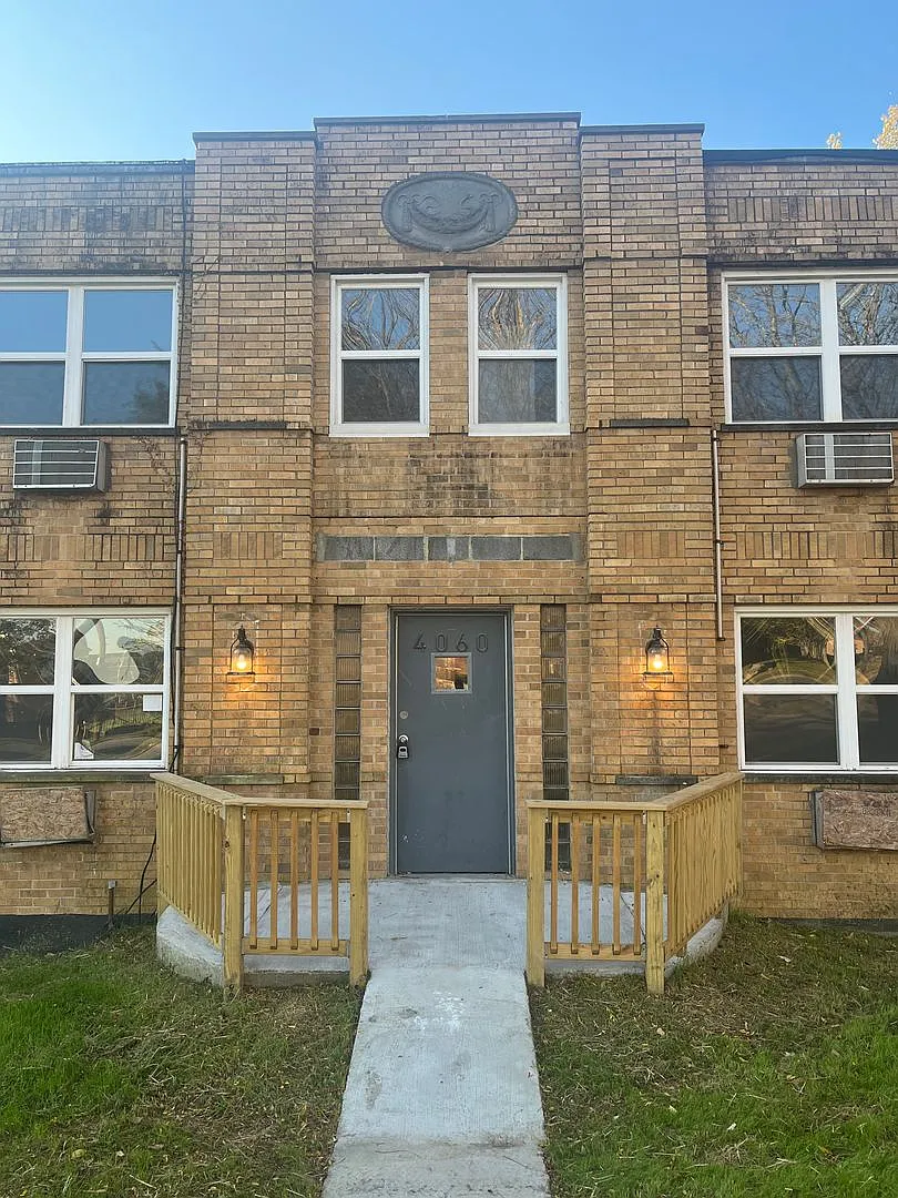 Building Photo - 4060 Reading Rd