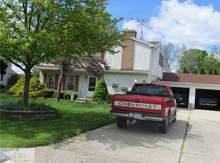 10753 Countryside Dr, Grand Ledge, MI 48837