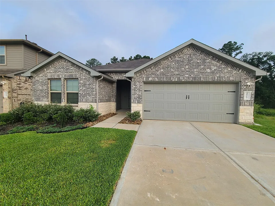 40563 Birch Shadows Ct